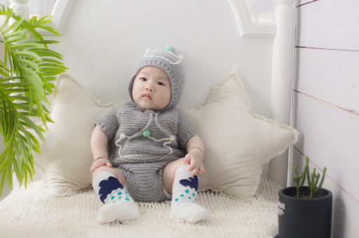 靖边宝宝揉眼睛是怎么回事 靖边宝宝揉眼睛是怎么回事