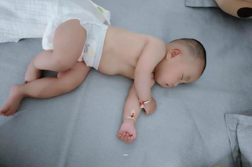 靖边孕妇肚脐周围发青